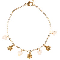 Bracelet composé d'une chaîne et de pampilles en forme de fleur en acier doré et de pampilles de 3 perles de couleur blanche. Fermoir mousqueton avec 3 cm de rallonge.