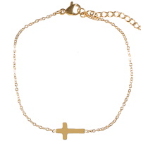 Bracelet composé d'une chaîne et d'une croix en acier doré. Fermoir mousqueton avec 3 cm de rallonge.
