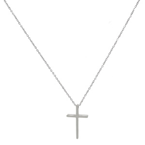 Collier composé d'une chaîne et d'un pendentif en forme de croix en acier argenté. Fermoir mousqueton avec 5 cm de rallonge.