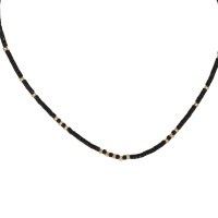Collier composé de perles heishi en acier doré et en véritable pierre d'agate. Fermoir mousqueton avec 5 cm de rallonge.