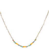 Collier composé d'une chaîne en acier doré et de perles multicolores. Fermoir mousqueton avec 5 cm de rallonge.