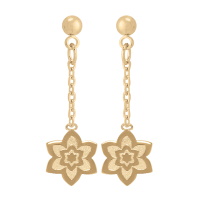 Boucles d'oreilles pendantes composées d'une puce ronde et d'une chaîne avec une fleur en plaqué or jaune 18 carats.
