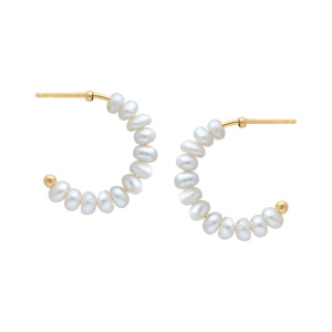 Boucles d'oreilles créoles ouvertes en plaqué or jaune 18 carats surmontées de perles d'eau douce.