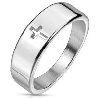 Bague anneau avec motif de croix ajourée en acier argenté.