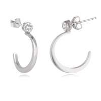 Boucles d'oreilles pendantes en forme de croissant de lune en argent 925/000 rhodié surmontées d'un oxyde de zirconium blanc serti clos.