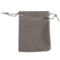 Pochette cadeau en velours gris.