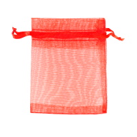 Pochette cadeau en tissu organza de couleur rouge.