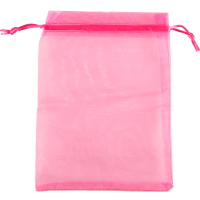 Grande pochette cadeau en tissu organza de couleur rose fuschia.
