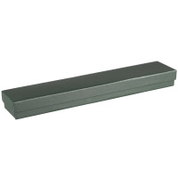 Magnifique écrin pour bracelet, gourmette ou chaîne en carton de couleur vert. Intérieur en mousse avec attaches.