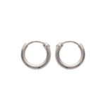 Boucles d'oreilles créoles en argent 925/000. Fil rond.