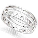 Bague en argent 925/000 rhodié.