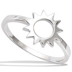 Bague soleil évidé en argent 925/000 rhodié.