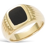 Bague chevalière en plaqué or 18 carats surmontée d'une véritable pierre d'Onyx.