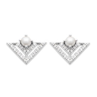 Boucles d'oreilles pendantes en forme de triangle en argent 925/000 rhodié pavées d'oxydes de zirconium blancs surmontées d'une perle d'imitation sertie 4 griffes.