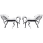 Boucles d'oreilles en argent 925/000. Fermoir tige/poussette. Cheval.