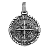 Pendentif représentant une boussole en argent 925/000.