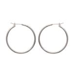 Boucles d'oreilles créoles en argent 925/000. Fil rond.