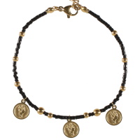 Bracelet composé de perles en acier doré, de perles Miyuki de couleur noire et de 3 pendants en forme de pièce de monnaie en acier doré. Fermoir mousqueton avec 2.5 cm de rallonge.