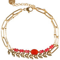 Bracelet double rangs composé d'une chaîne avec branche de laurier en acier doré et d'une chaîne en acier  doré avec perles de couleur rouge. Fermoir mousqueton avec 3 cm de rallonge.