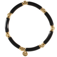 Bracelet élastique composé d'un fil nylon avec des perles cylindriques en acier doré et des tubes de couleur noire.