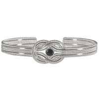Bracelet jonc ouvert avec anneaux entrelacés en acier argenté surmontée d'un cabochon de couleur noire.