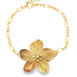 Sublime bracelet chaîne en acier doré, orné d'une délicate fleur stylisée. Un bijou raffiné qui apportera une touche d'élégance discrète à votre poignet. La chaîne, avec ses maillons finement travaillés, assure un confort optimal et une brillance durable. Un accessoire parfait pour sublimer votre style au quotidien. Fermoir mousqueton avec 3 cm de rallonge.