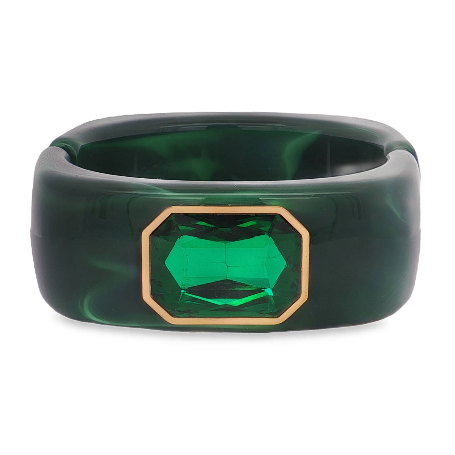 Ce bracelet jonc captivant présente un vert émeraude sculpturale, rehaussée d'un cristal de taille émeraude au vert intense.<br/>La taille à degrés met en valeur la clarté SI de la gemme.<br/>Le bracelet, aux finitions soignées et à la symétrie harmonieuse, est accentué d'un placage en acier doré, ajoutant une touche luxueuse à ce bijou audacieux. Rigide Solitaire Adolescent Adulte Automne Femme Fille Hiver Ce bracelet jonc captivant présente un vert émeraude sculpturale, rehaussée d'un cristal de taille émeraude au vert intense.<br/>La taille à degrés met en valeur la clarté SI de la gemme.<br/>Le bracelet, aux finitions soignées et à la symétrie harmonieuse, est accentué d'un placage en acier doré, ajoutant une touche luxueuse à ce bijou audacieux. Rigide Solitaire Adolescent Adulte Automne Femme Fille Hiver
