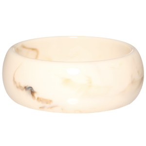 Bracelet manchette fermé rigide en plastique de couleur blanc écru.