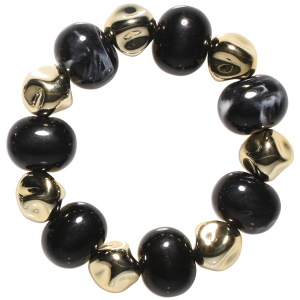 Bracelet élastique composé de perles difformes de couleur doré et de perles ovales de couleur noire.