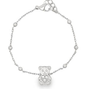 Ce ravissant bracelet en acier inoxydable est le cadeau idéal pour illuminer le poignet d'un enfant avec une touche de tendresse et d'élégance. Conçu pour allier durabilité et esthétique ludique, ce bijou se distingue par son raffinement discret. Au cœur du bracelet se trouve un adorable petit ours stylisé. Son ventre est orné d'un cœur serti de trois cristaux scintillants, apportant une touche d'éclat à chaque mouvement. Grâce à sa chaînette d'extension à larges maillons, il s'adapte parfaitement à la croissance de l'enfant pour un maintien confortable.