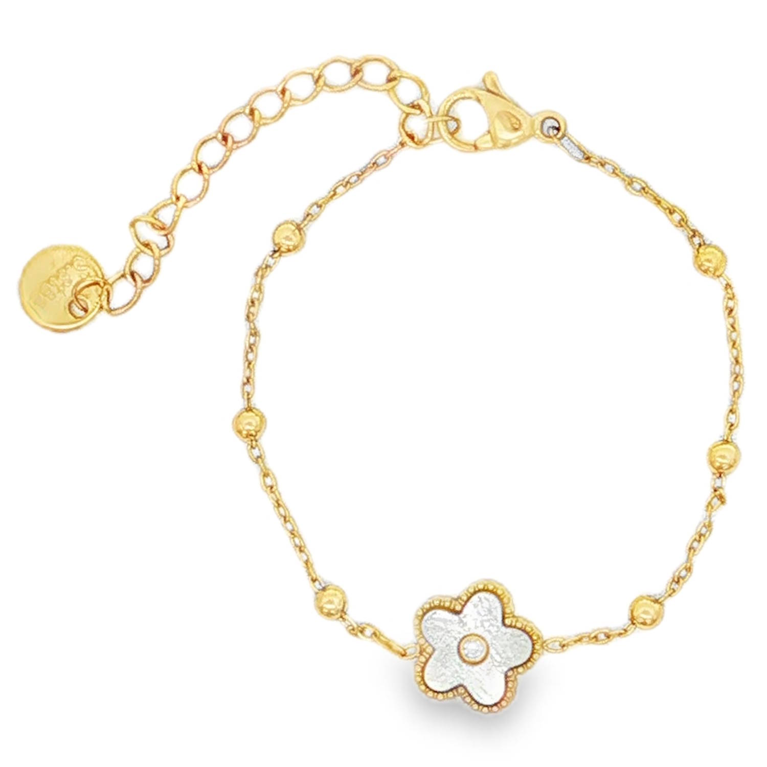 Apportez une touche de poésie et d’élégance au poignet des plus jeunes avec ce ravissant bracelet. Conçu avec soin, ce bijou allie la robustesse de l'acier à la délicatesse des matières naturelles pour un résultat à la fois chic et intemporel.<br/>Une magnifique petite fleur à cinq pétales, dont le cœur est habillé d’une nacre véritable aux reflets irisés. Un petit brillant discret est serti au centre pour capter la lumière.<br/>Grâce à sa chaînette d'extension à larges maillons, il s'adapte parfaitement à la croissance de l'enfant pour un maintien confortable. Strass Adolescent Enfant Fille Fleurs Indémodable Nature Apportez une touche de poésie et d’élégance au poignet des plus jeunes avec ce ravissant bracelet. Conçu avec soin, ce bijou allie la robustesse de l'acier à la délicatesse des matières naturelles pour un résultat à la fois chic et intemporel.<br/>Une magnifique petite fleur à cinq pétales, dont le cœur est habillé d’une nacre véritable aux reflets irisés. Un petit brillant discret est serti au centre pour capter la lumière.<br/>Grâce à sa chaînette d'extension à larges maillons, il s'adapte parfaitement à la croissance de l'enfant pour un maintien confortable. Strass Adolescent Enfant Fille Fleurs Indémodable Nature