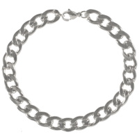 Bracelet grosse maille en acier argenté.