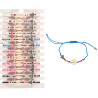 Bracelet fantaisie composé d'un cordon en coton de couleur, d'une tortue et de perles en métal argenté, de perles cylindriques en caoutchouc multicolore et d'un coquillage cauri. 6 coloris différents. Vendu à l'unité, votre préférence en commentaire.
