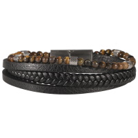 Bracelet multi rangs pour homme composé de trois cordons en cuir de couleur noir et d'un cordon de perles de couleur marron et de rondelles larges en acier argenté.