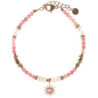 Bracelet composé de perles en acier doré, de perles en pierre de couleur et de perles de nacre, ainsi qu'un pendant en forme de soleil en acier doré surmonté d'une pierre de couleur. Fermoir mousqueton avec 3 cm de rallonge.