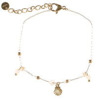 Bracelet composé d'une chaîne avec perles en acier doré, des perles de nacre, des pampilles perles de couleur blanche et d'un pendant en forme de coquillage en acier doré. Fermoir mousqueton avec 3 cm de rallonge.