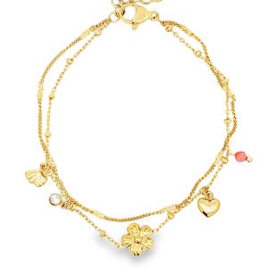 Rehaussez votre style avec ce bracelet à breloques en acier doré. Confectionné en acier doré éclatant, ce bracelet présente un délicat motif à double chaîne orné de breloques ludiques. Avec ses détails complexes et sa finition brillante, il ajoute une touche de fantaisie à n'importe quelle tenue. Fermoir mousqueton avec 3 cm de rallonge.