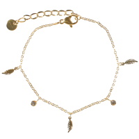 Bracelet composé d'une chaîne avec pendants en forme de plume en acier doré et de pampilles strass serties clos. Fermoir mousqueton avec 3 cm de rallonge.