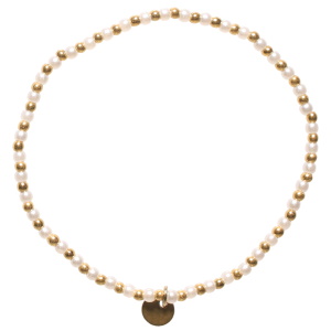 Bracelet élastique composé de perles en acier doré et de perles d'imitation.