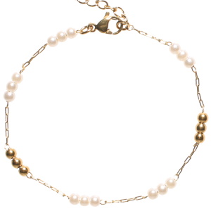 Bracelet élastique composé d'une chaîne en acier doré, de perles en acier doré et de perles d'imitation. Fermoir mousqueton avec 2 cm.