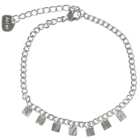 Bracelet composé d'une chaîne avec pampilles de forme carré en acier argenté. Fermoir mousqueton avec rallonge de 3 cm.