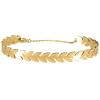Bracelet jonc rigide au motif de feuilles de laurier en acier doré. Fermoir mousqueton pour resserrer ou élargir le jonc.