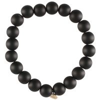 Bracelet élastique composé d'un fil de nylon et de perles de couleur noire.