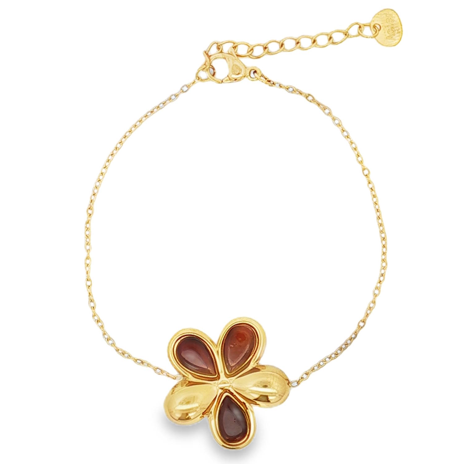 Ce délicat bracelet chaîne en acier doré est orné d'un pendentif floral serti de pierre de cymophane.<br/>Son design raffiné et sa finition soignée en font un accessoire idéal pour sublimer votre poignet avec élégance.<br/>La chaîne fine et résistante assure un confort optimal.<br/>Le fermoir ajustable permet un ajustement parfait à votre taille.<br/>Portez ce bracelet seul pour un look discret ou associez-le à d'autres bijoux pour un style plus audacieux. Adolescent Adulte Femme Fille Fleurs Indémodable Nature Ce délicat bracelet chaîne en acier doré est orné d'un pendentif floral serti de pierre de cymophane.<br/>Son design raffiné et sa finition soignée en font un accessoire idéal pour sublimer votre poignet avec élégance.<br/>La chaîne fine et résistante assure un confort optimal.<br/>Le fermoir ajustable permet un ajustement parfait à votre taille.<br/>Portez ce bracelet seul pour un look discret ou associez-le à d'autres bijoux pour un style plus audacieux. Adolescent Adulte Femme Fille Fleurs Indémodable Nature
