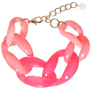Bracelet fantaisie composé de maillons de couleur rose. Fermoir mousqueton avec 5 cm de rallonge en métal doré.
