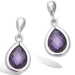 Boucles d'oreilles gouttes en argent 925/000 rhodié et oxyde de zirconium violet.