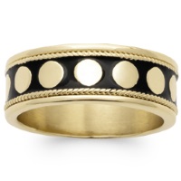 Bague anneau avec motifs de ronds en plaqué or jaune 18 carats et émail de couleur noire.