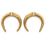 Boucles d'oreilles en plaqué or et oxyde de zirconium.