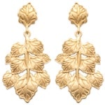 Boucles d'oreilles pendantes feuilles en plaqué or 18 carats.