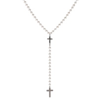 Collier sautoir chapelet composé d'une chaîne avec deux croix en acier argenté et de perles d'imitation. Fermoir mousqueton avec 5 cm de rallonge.